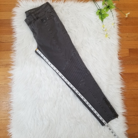 AMERICAN EAGLE Super Stretch Jegging Jeans Dark Gray Color, Size 10 Short. - Picture 2 of 13